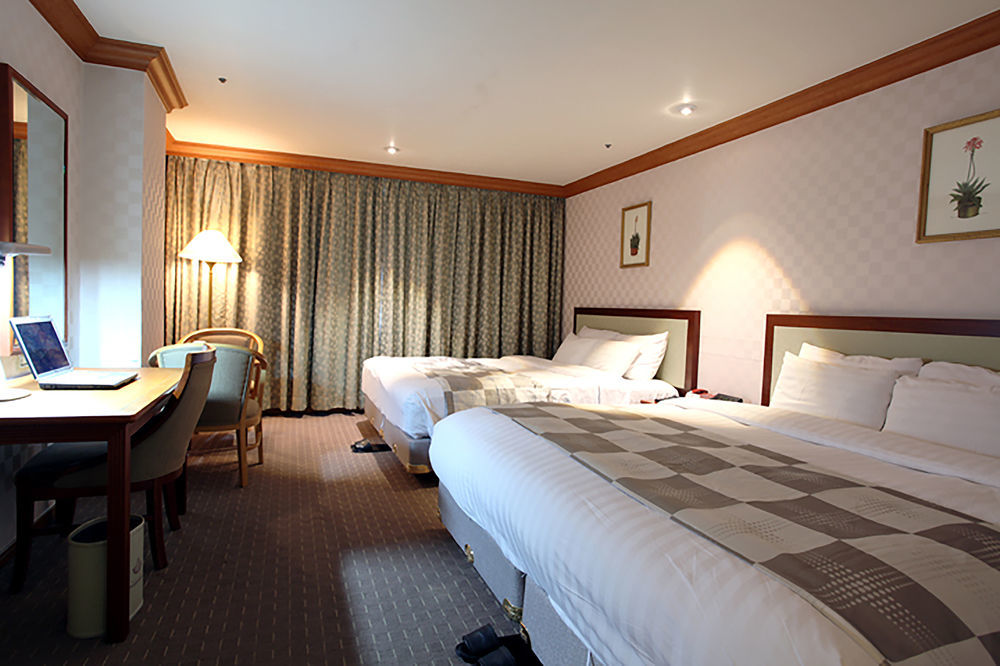 Hotel International Changwon Exterior photo