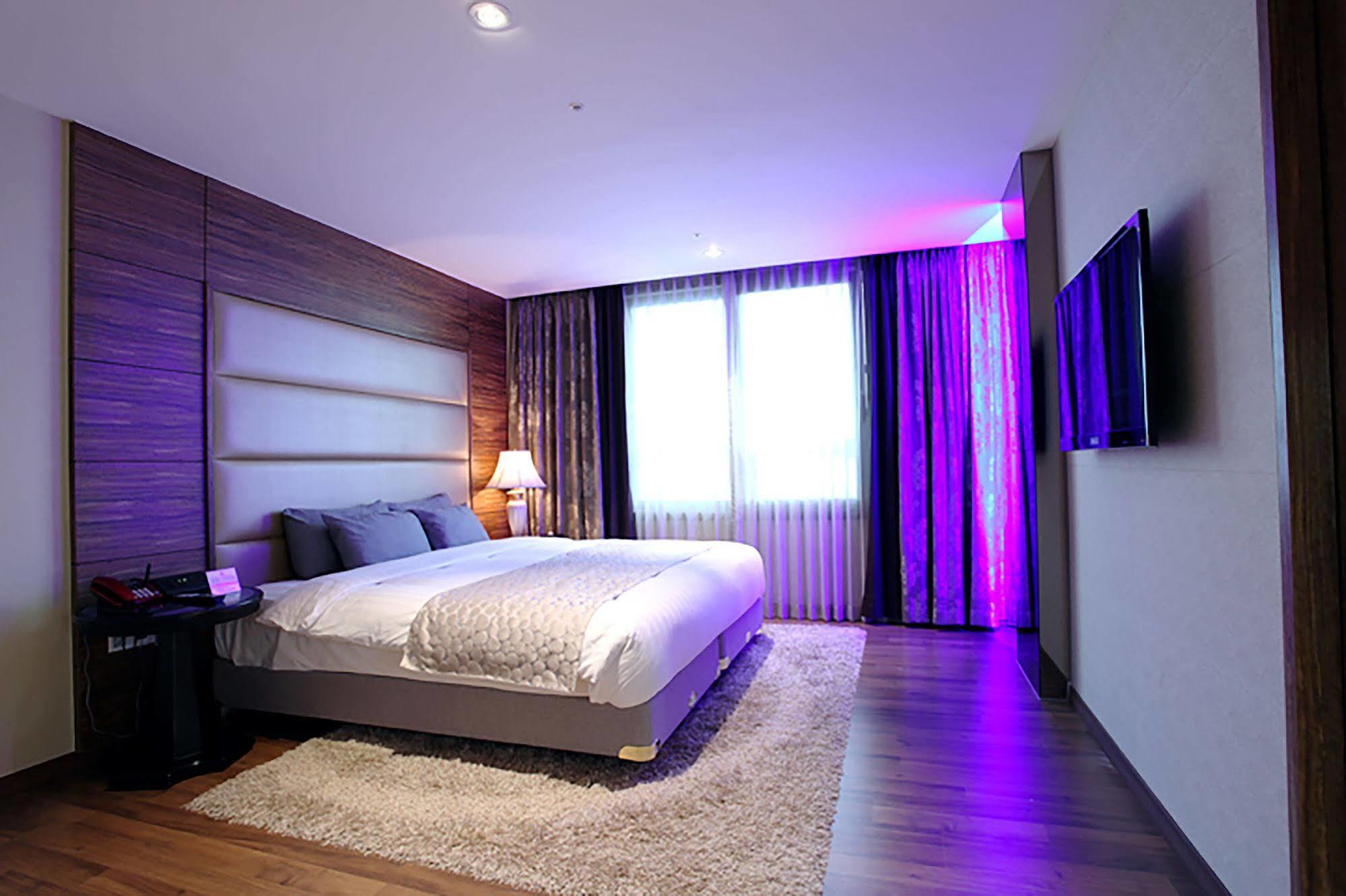 Hotel International Changwon Exterior photo